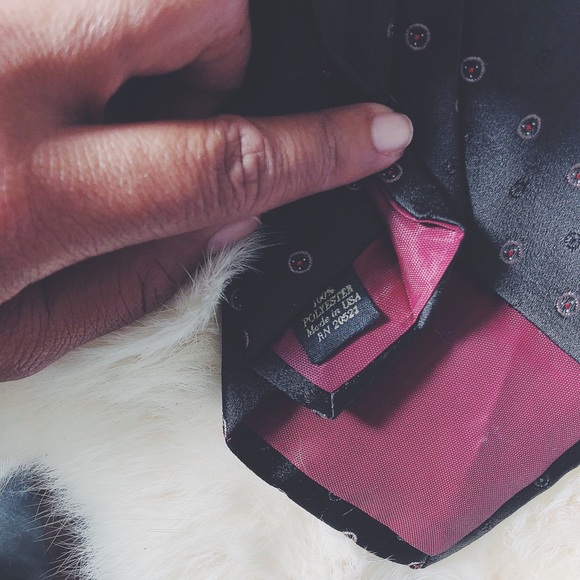 100% Polyester Botany 500 Necktie - Picture 5 of 6